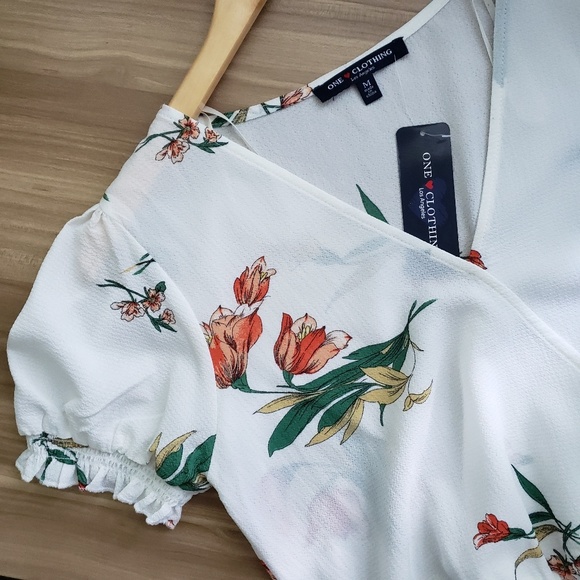 One ♡ Clothing Floral Wrap Top - Picture 6 of 6